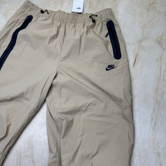 NEW Nike Tech Pack Woven Parachute Joggers Khaki Baggy Mens XL HM7158-297 - Picture 4 of 15